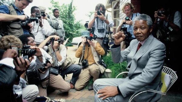 A Life in Ten Pictures - S02E06 - Nelson Mandela