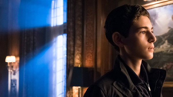 Watch Gotham Season 1 Episode 20