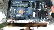 Linus Tech Tips - Episode 26 - eVGA P55 SLI LGA1156 Core i5 Motherboard Unboxing