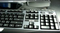 Linus Tech Tips - Episode 42 - Logitech G19 Gaming Keyboard Unboxing