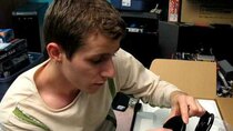 Linus Tech Tips - Episode 93 - Razer Mako 2.1 Gaming Speaker System First Look & Unboxing
