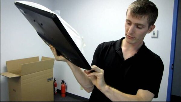 Linus Tech Tips - S2010E240 - Acer S231HL 23IN Widescreen LED Backlit LCD Monitor Black Unboxing & First Look