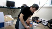 Linus Tech Tips - Episode 335 - Samsung CLP-310N Colour Network Laser Printer Unboxing & First...