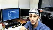 Linus Tech Tips - Episode 427 - Do Tinfoil Hats Really Block Your Brain Waves - Featuring the...