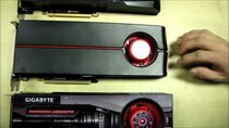 Linus Tech Tips - Episode 470 - AMD Radeon HD 6970 & 6950 Length Comparsion