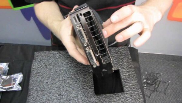 Linus Tech Tips - S2011E204 - EVGA GeForce GTX 580 DS Video Card Unboxing & First Look