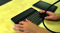 Linus Tech Tips - Episode 241 - Logitech Keyboard Case for iPad2 Unboxing & First Look