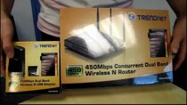 Linus Tech Tips - Episode 276 - Trendnet TEW-692GR 450Mb/s Concurrent Wireless N Router Unboxing...