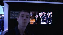 Linus Tech Tips - Episode 23 - Sony 4K 56 OLED TV Demo - CES 2013