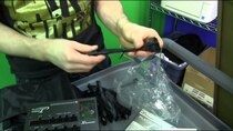 Linus Tech Tips - Episode 74 - Seasonic Fanless X-520FLII 520W Passive Power Supply Unboxing...