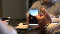 Linus Tech Tips - Episode 201 - Galaxy S4 Showcase & Interview