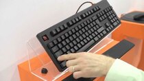 Linus Tech Tips - Episode 290 - Func Gaming Booth KB-460, HS-260, MS-3 - Computex 2013