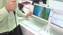 Linus Tech Tips - Episode 300 - Acer Iconia W3, Aspire S7, Aspire R7, Aspire S3 - Computex 2013