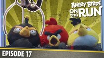 Angry Birds on The Run - Episode 17 - The Claw Machine