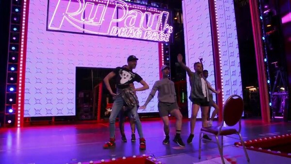 RuPaul's Drag Race: Vegas Revue - S01E01 - Baby, We Made It!
