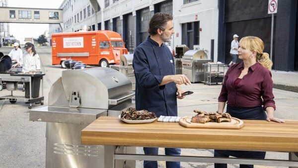 America's Test Kitchen - S20E21 - New Ways with Ribs and Mushrooms