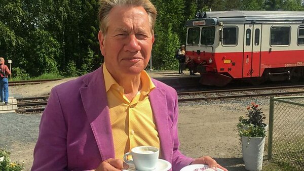 Great Continental Railway Journeys - S07E06 - Stockholm to the Arctic Circle