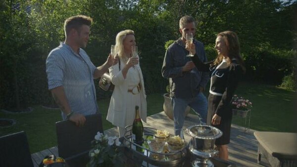 Til Middag Hos - S10E10 - 