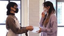 Chuu Can Do It - Episode 1 - Part-time Experience at No-Disposable Cafe