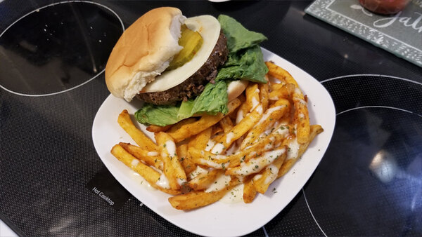 LunchBreak - S05E09 - Seasoned Burgers & Fries
