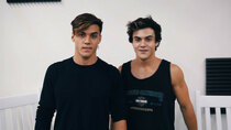 Dolan Twins - Episode 113 - Extreme Zip Line Challenge!