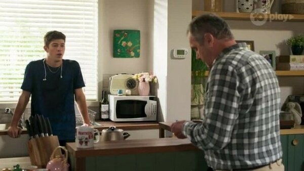 Neighbours - S37E56 - 