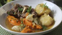 Bizarre Foods: Delicious Destinations - Episode 2 - Cork