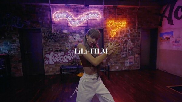 Lilifilm Official - S01E04 - LILI’s FILM #1 - LISA Dance Performance Video