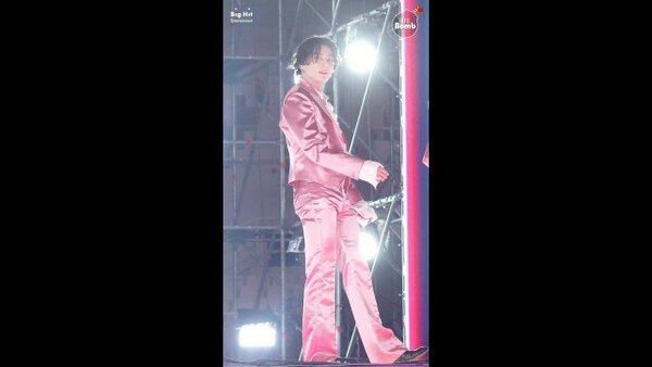 BANGTAN BOMB - S2020E86 - 'Dynamite' Stage CAM (Jung Kook focus) @ 2020 AMAs