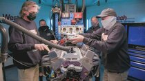 Engine Masters - Episode 10 - 4150 v. 4500 - The Battle of the Holley Carbs