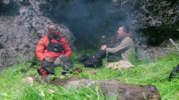 Running Wild with Bear Grylls - S06E02 - Terry Crews in the Icelandic Highlands