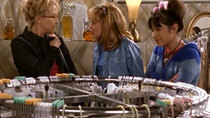Lizzie McGuire - Episode 12 - Between a Rock and a Bra Place