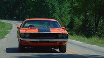 Barn Find Hunter - Episode 18 - Hunting for cars from an airplane: Ford Torino, V12 Lincoln,...