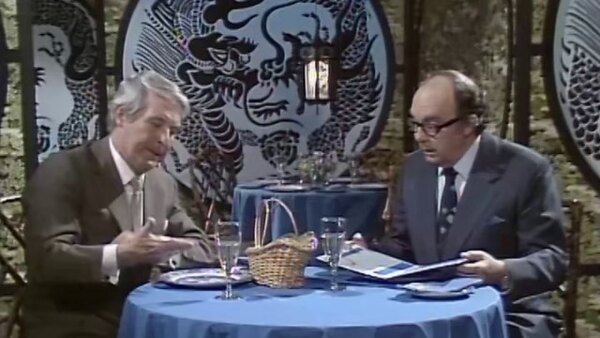 The Morecambe & Wise Show - S01E03 - 