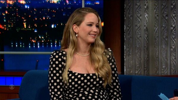 The Late Show with Stephen Colbert - S07E64 - Jennifer Lawrence, Ralph Macchio, The Flaming Lips ft. Nell Smith