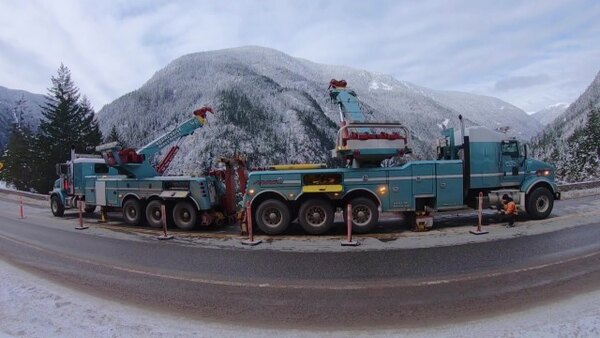 Highway Thru Hell - S10E17 - Hell In The Canyon