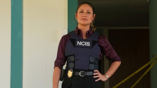 NCIS: Hawai'i - S01E14 - Broken