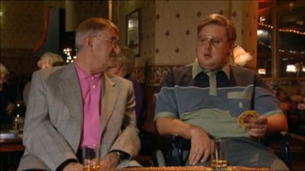 Phoenix Nights - S02E01 - Brian Gets Everyone Back Together