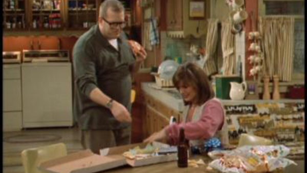 The Drew Carey Show - S01E20 - Drew and Kate and Kate's Mom