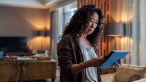Killing Eve - Episode 3 - A Rainbow in Beige Boots