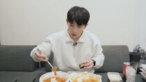 ohhoho - Episode 15 - ASMR: Oksu-dong Kimchi Steamed Mukbang