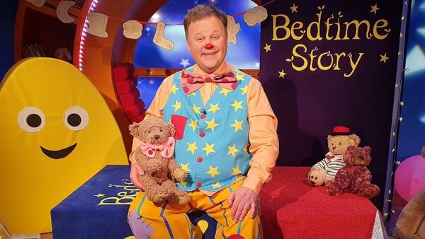 CBeebies Bedtime Stories Season 2022 Episode 16