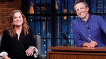 Late Night with Seth Meyers - Episode 130 - Amy Poehler, M. Night Shyamalan