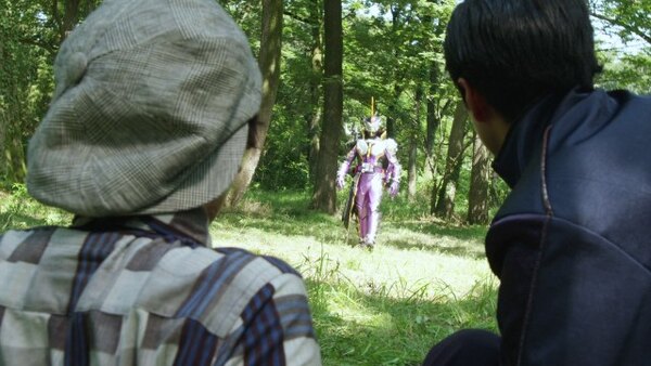 Kamen Rider Saber - Ep. 4 - Chapter 4: I opened the book, therefore.