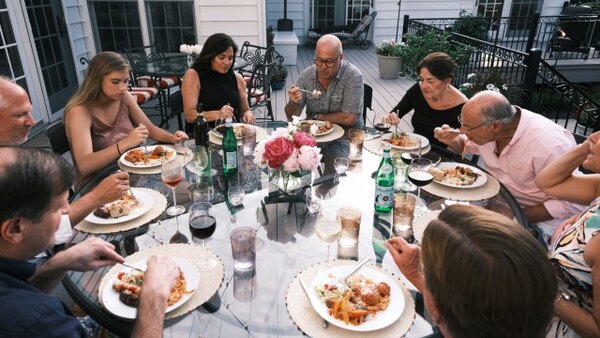 Family Dinner - S01E13 - The DiBernardo Family