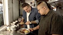 Food Truck Nation - Episode 12 - Tacos, Drumsticks and Stuffed Waffles