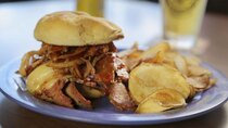 Diners, Drive-ins and Dives - Episode 11 - Triple D Nation: Layered, Stuffed And Stacked