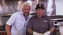 Diners, Drive-ins and Dives - Episode 13 - Triple D Nation: Trottin' Out the Turkey