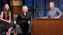 Late Night with Seth Meyers - Episode 137 - Hillary Clinton & Chelsea Clinton, Kate Berlant
