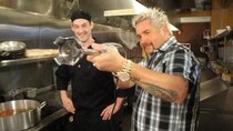 Diners, Drive-ins and Dives - Episode 8 - Decadent Dishes